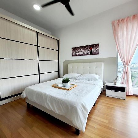 Residensi Flora Daire Seri Kembangan Dış mekan fotoğraf