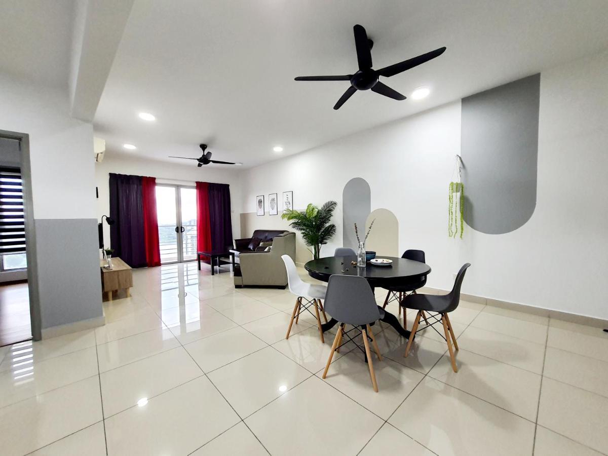 Residensi Flora Daire Seri Kembangan Dış mekan fotoğraf