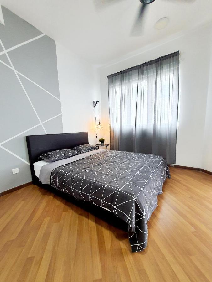 Residensi Flora Daire Seri Kembangan Dış mekan fotoğraf